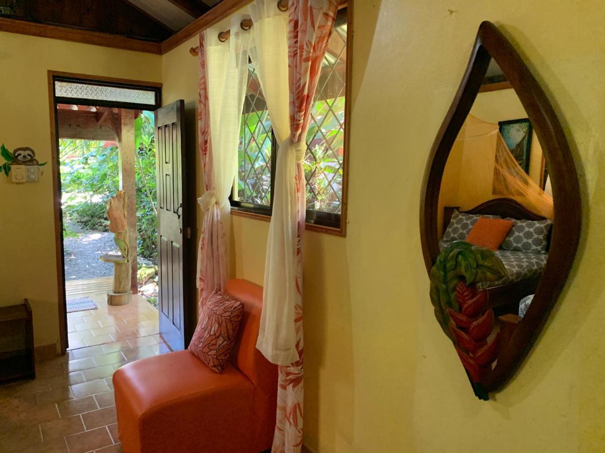 Cabinas Tito Cahuita Eksteriør bilde