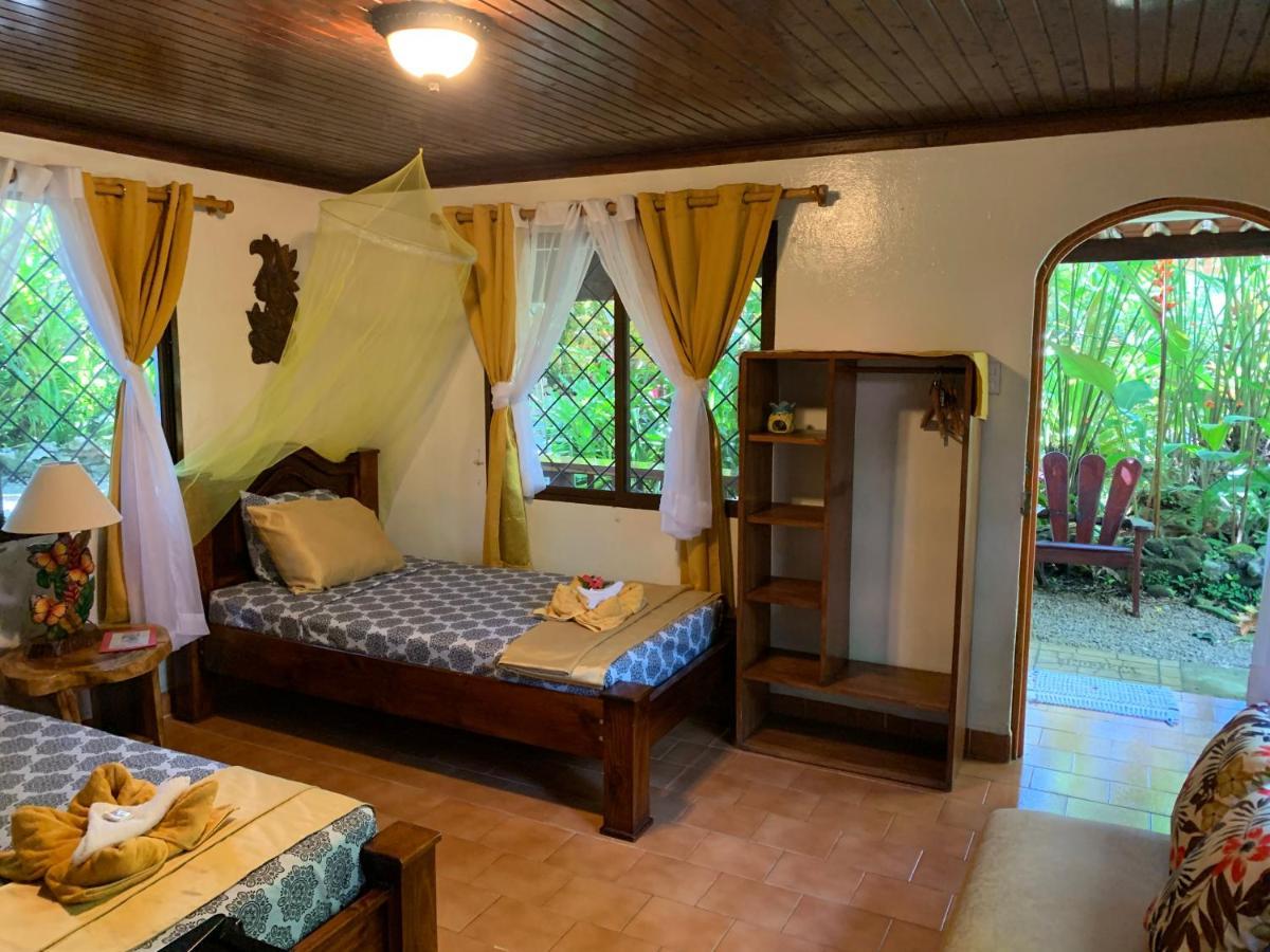 Cabinas Tito Cahuita Eksteriør bilde