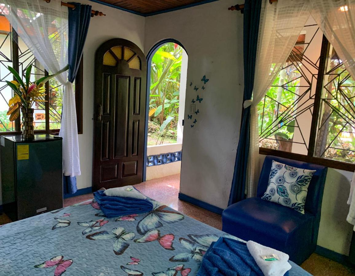 Cabinas Tito Cahuita Eksteriør bilde