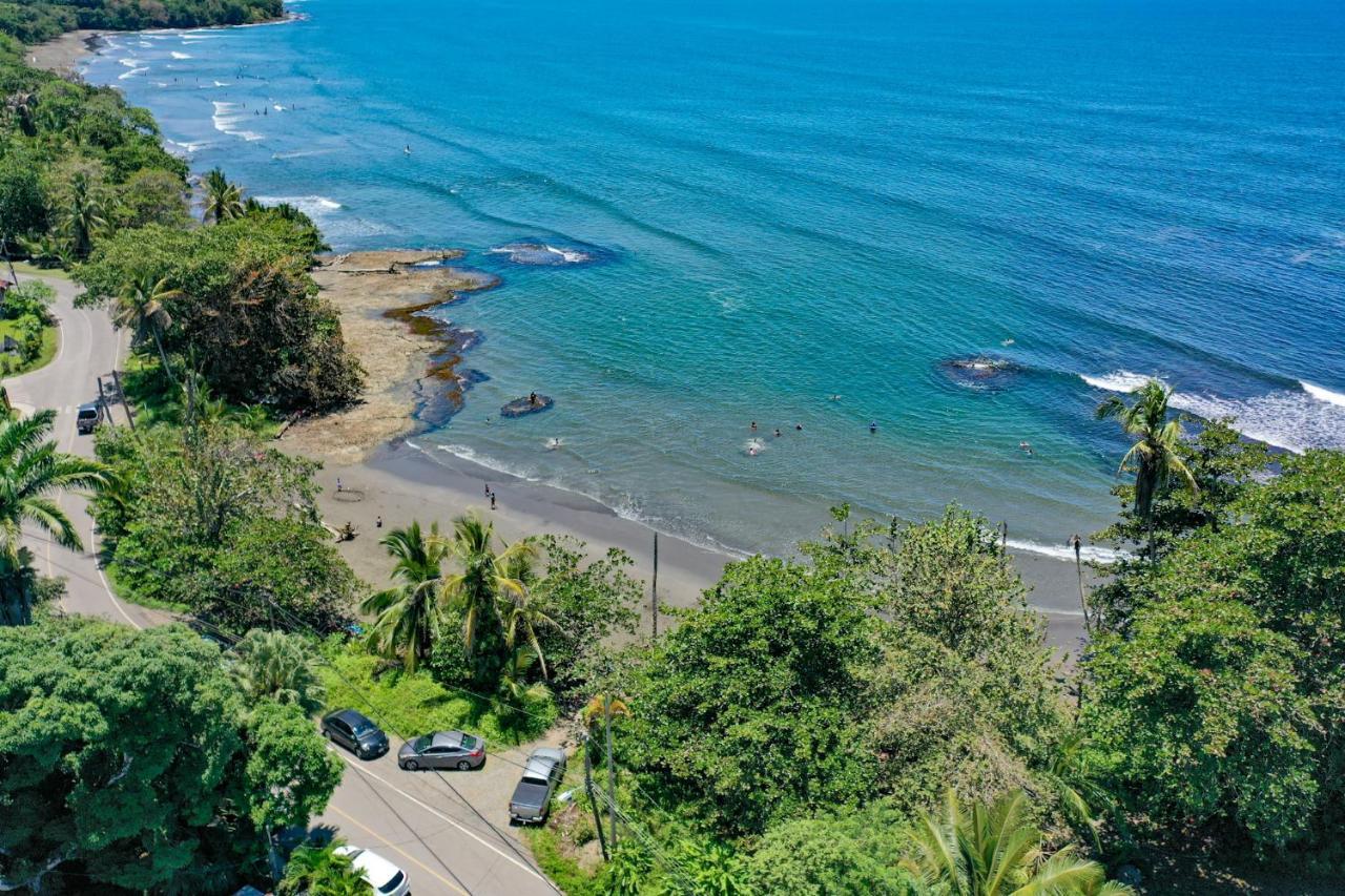 Cabinas Tito Cahuita Eksteriør bilde